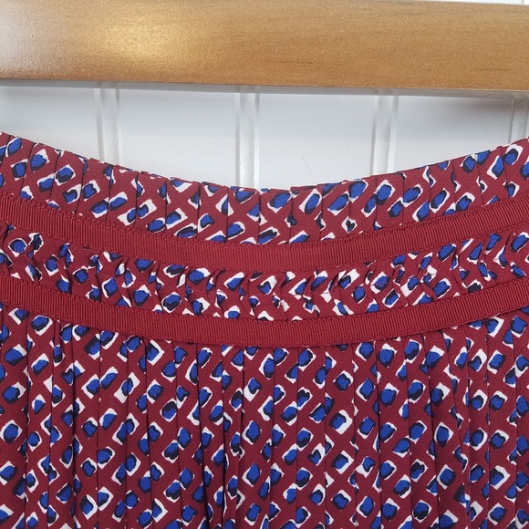 Banana Republic Burgandy & Blue Pleated Skirt - Picture 3 of 7